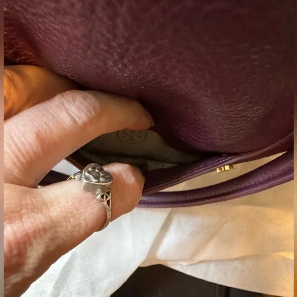 Tory Burch Amanda Purple Leather with COA - Picture 7 of 16